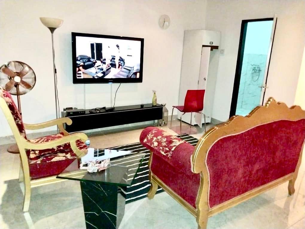Yazmin Studio Residence لامن المظهر الخارجي الصورة